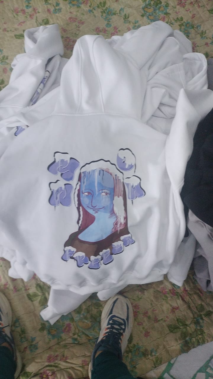 Mona Freeza OVERSIZE